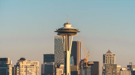 Today's Moon phase in Seattle