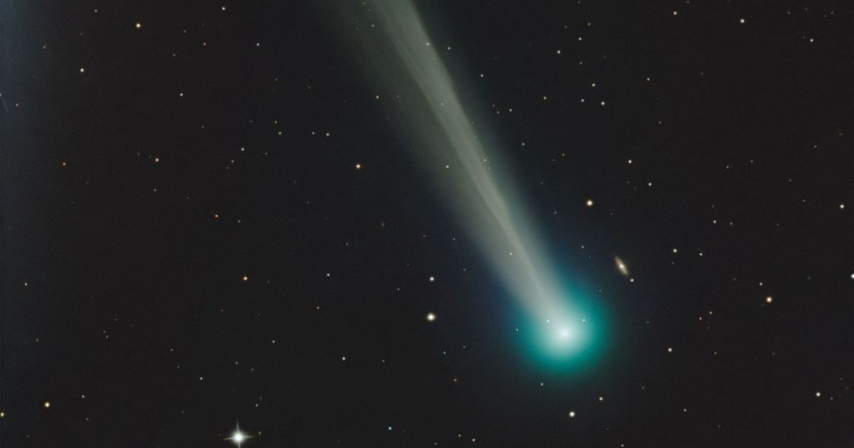 Image of the newly identified interstellar Comet C/2025 R2 (SWAN) soars across the sky in the constellation Virgo. (Cover Image Source: APOD | Photo by Team Ciel Austral)