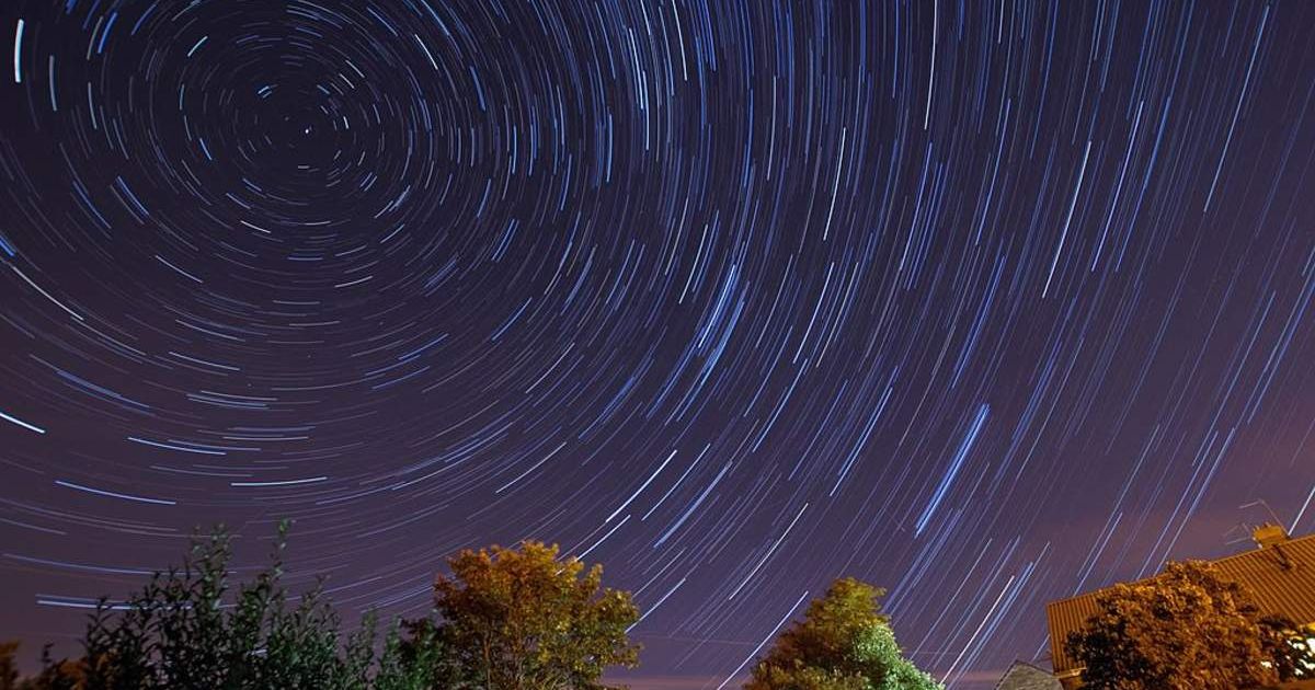 Star trails over a light polluted Sutton Courtenay (a small village in Oxfordshire) (Representative Cover Image Source: Getty | William McCourt)