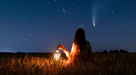 Comet C/2025 R2 (SWAN) to make its closest approach to Earth on October 20—here's how to spot it before the big day