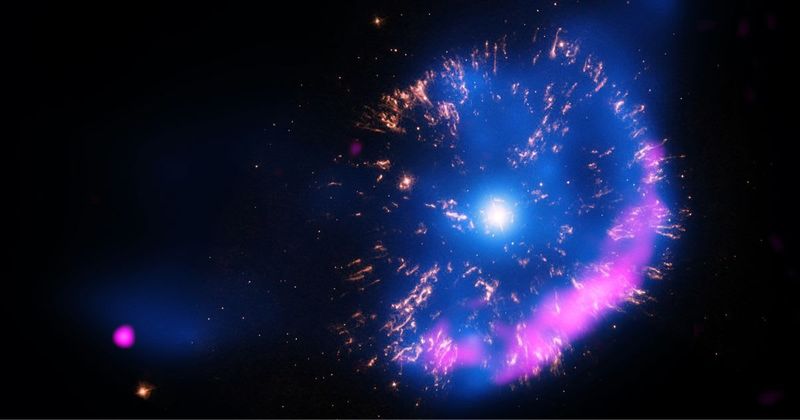  For the first time since 1946, star system T CrB is predicted to explode in a bright nova within 2 weeks