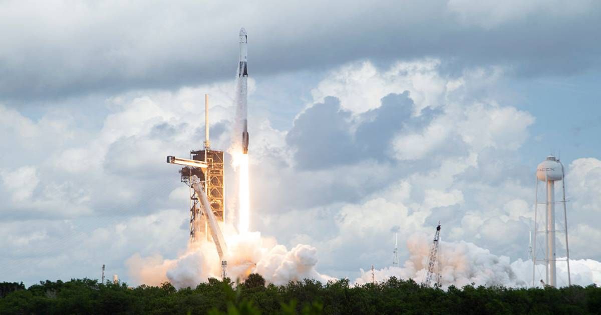 A SpaceX Falcon 9 rocket carrying the company’s Dragon spacecraft is launched on NASA’s SpaceX Crew-11 mission to ISS (Representative Cover Image Source: Getty | NASA)