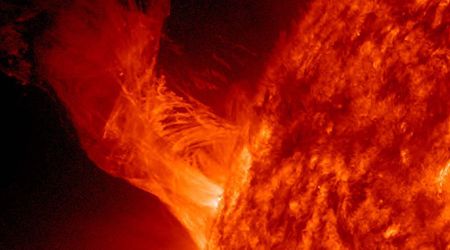 Powerful solar flare erupts from the Sun, triggers radio blackout over South America