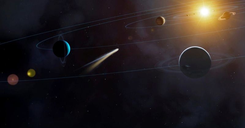 How does 3I/ATLAS differ dynamically and physically from earlier interstellar visitors 1I/‘Oumuamua and 2I/Borisov