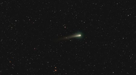 'Other' comet ATLAS caught breaking apart ahead of its upcoming Earth fly-by