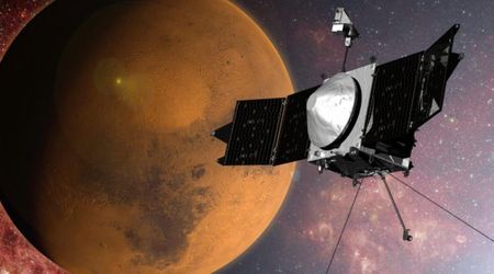 NASA loses contact with MAVEN orbiter as it goes silent behind Mars