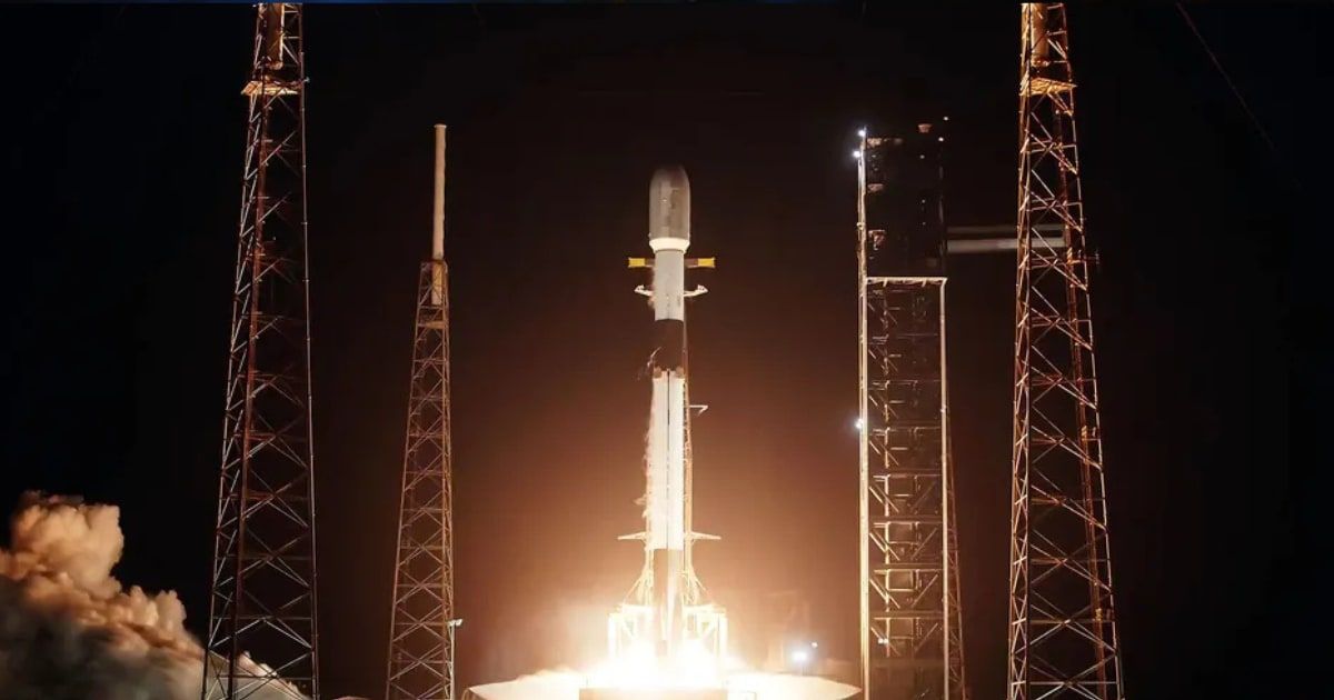 A Falcon 9 rocket from SpaceX lifted off Monday, Dec. 15, 2025, carrying 29 Starlink satellites from Cape Canaveral in Florida.
(Representative Cover Image Source: SpaceX)