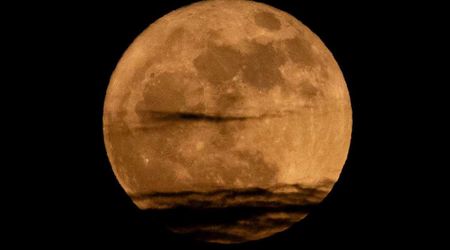 Track the moon in 2026 with NASA: Lunar phases and libration