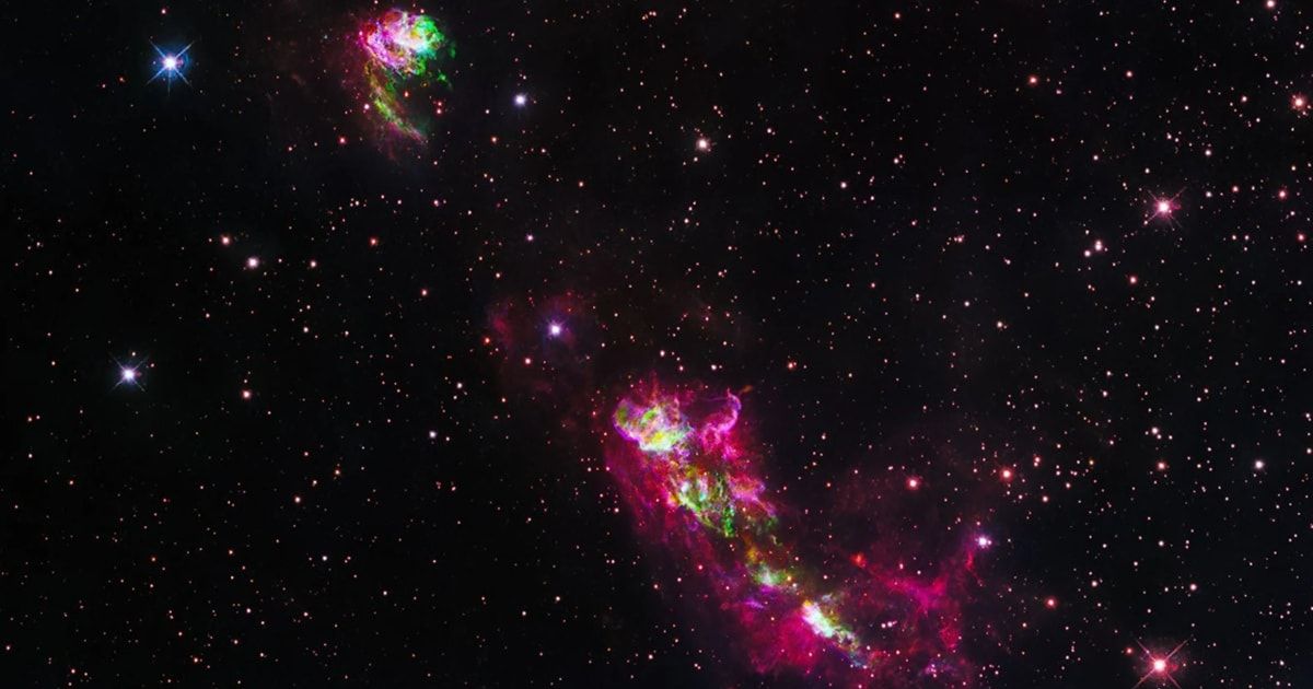 Image showing jets of ionized gas streak originating from a newly forming star. [Image Source: NASA, ESA, and B. Reipurth (Planetary Science Institute); Processing: Gladys Kober (NASA/Catholic University of America)]