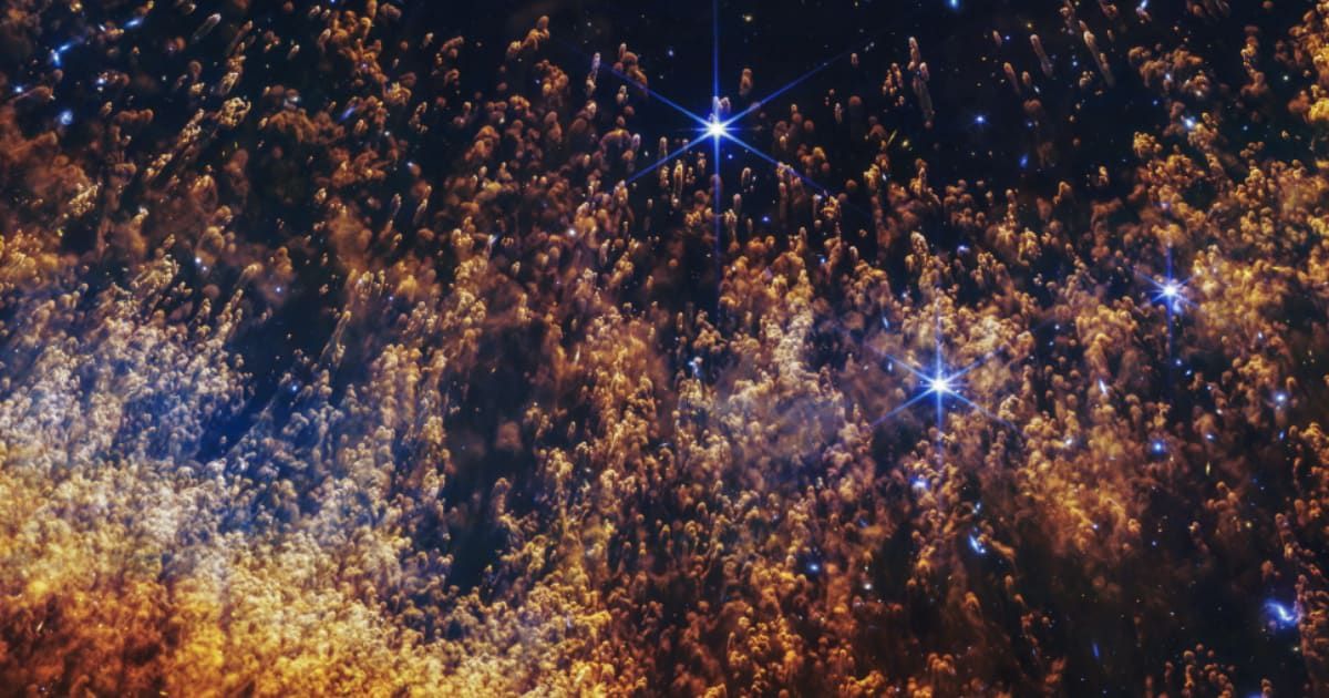 NASA’s James Webb Space Telescope zooms into the Helix Nebula’s inner rim. [Cover Image Source: NASA | ESA | CSA | STScI; Image Processing: Alyssa Pagan (STScl)]