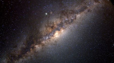 South Pole Telescope detects unexpected intense stellar flares in the heart of the Milky Way
