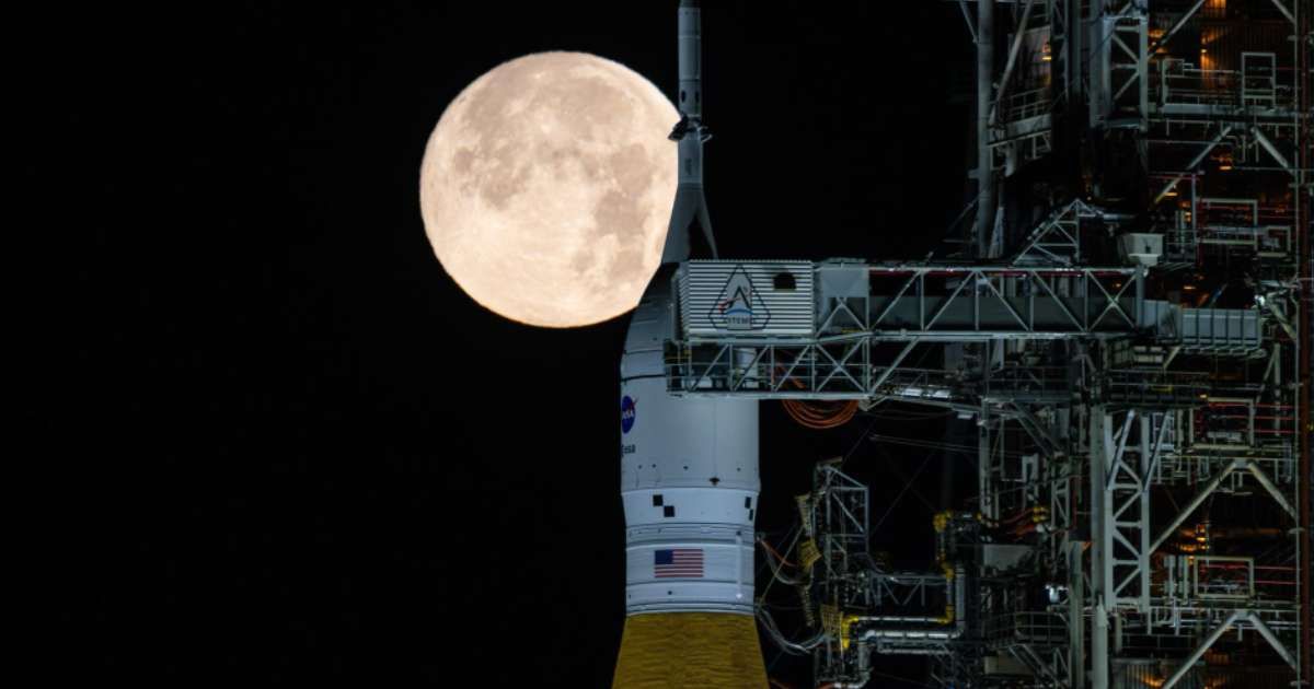 Artemis II’s SLS rocket against the backdrop of the Snow Moon in the early hours of February 1, 2026, sitting atop Launchpad 39B of the Kennedy Space Center at Cape Canaveral (Cover Image Source: NASA | Sam Lott)