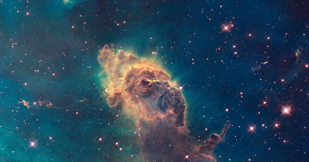 Lab-made cosmic dust could show how life began on Earth