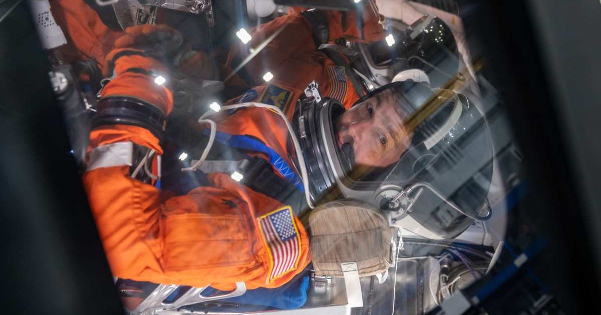 Artemis II crew members Reid Wiseman and Victor Glover inside of the Orion spacecraft mockup during Post Insertion and Deorbit Preparation Training (Cover Image Source: NASA/Mark Sowa)