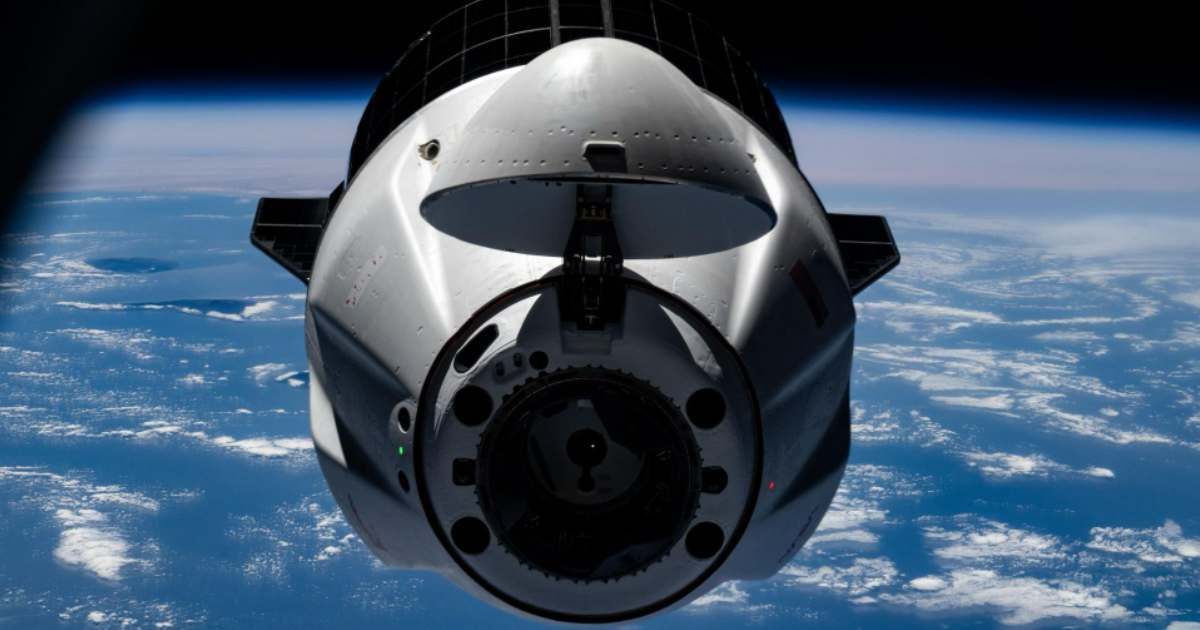 SpaceX Dragon, carrying more than 5000 lbs of science, supplies, and hardware for NASA’s SpaceX CRS-33 mission, approaches the ISS on August 25, 2025, for an automated docking to the Harmony module’s forward port. (Representative Image Source: NASA)