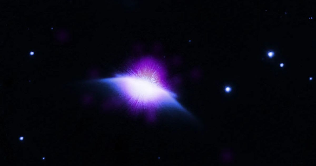 HD 61005 in X-ray and infrared light. (Cover Image Source: NASA/CXC/John Hopkins Univ./C.M. Lisse et al.; Infrared: NASA/ESA/STIS; Image Processing: NASA/CXC/SAO/N. Wolk)