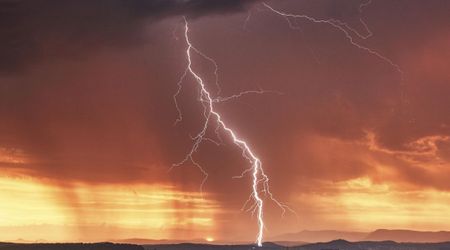 NASA’s MAVEN spacecraft detects lightning-generated waves in Mars’ atmosphere