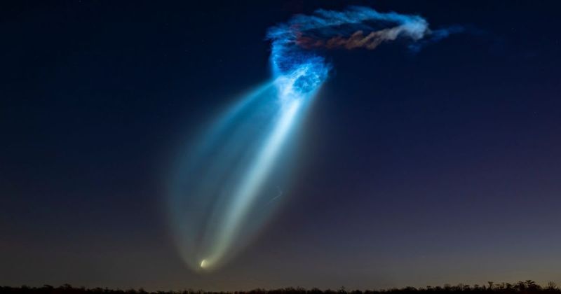 Glowing 'jellyfish' cloud appears over Florida skies after SpaceX Starlink launch