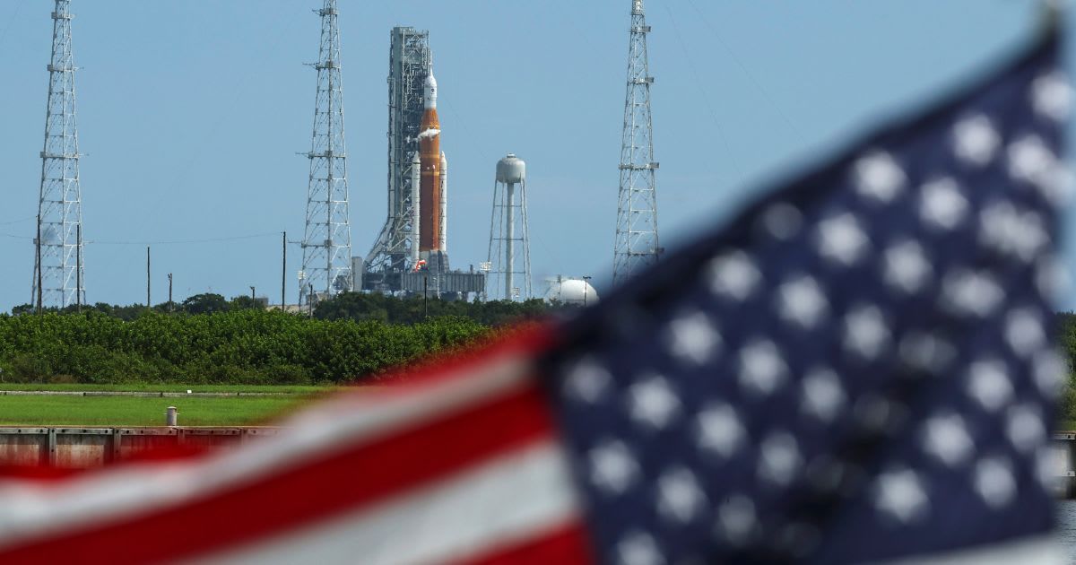 NASA’s Artemis I rocket stands on Launch Pad 39B at Kennedy Space Center in Cape Canaveral, Florida, on Sept. 3, 2022. (Cover Image Source: Kevin Dietsch / Getty Images)