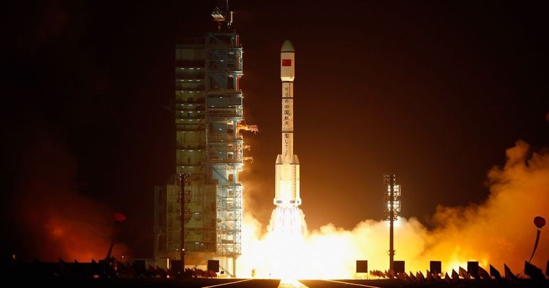 China launches Pakistan satellite into orbit, expands international ties amid Moon race with U.S.