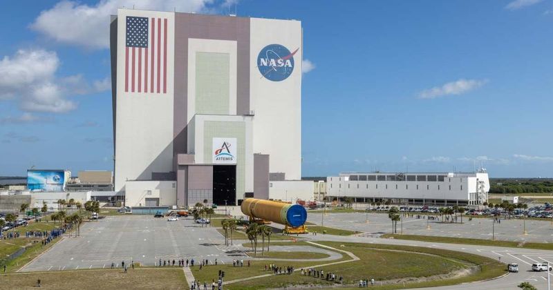 Artemis III SLS core stage arrives at Kennedy Space Center as Artemis II spacecraft undergoes study