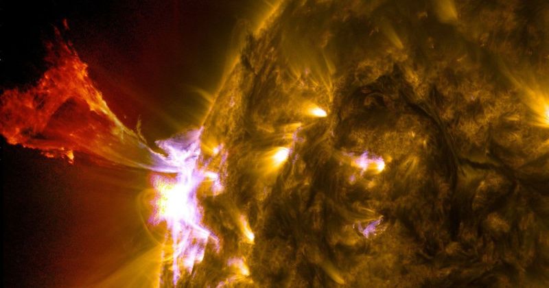 New model decodes the Sun’s prominences—floating mountains of plasma larger than Earth