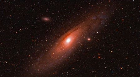 James Webb finds a galaxy from the early universe is not rotating and scientists are stunned
