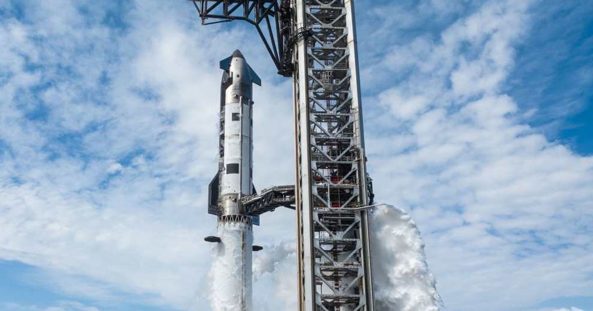 SpaceX Starship V3 undergoing a wet dress rehearsal. (Image Source: SpaceX)