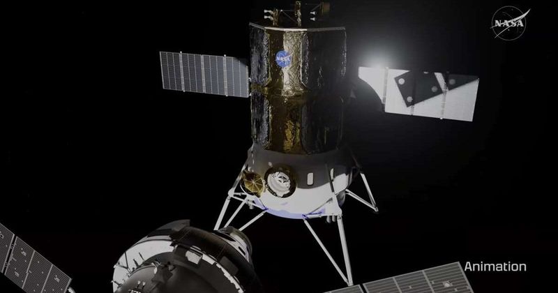 Moon Base: Blue Origin reaches launch pad and lunar lander milestones 