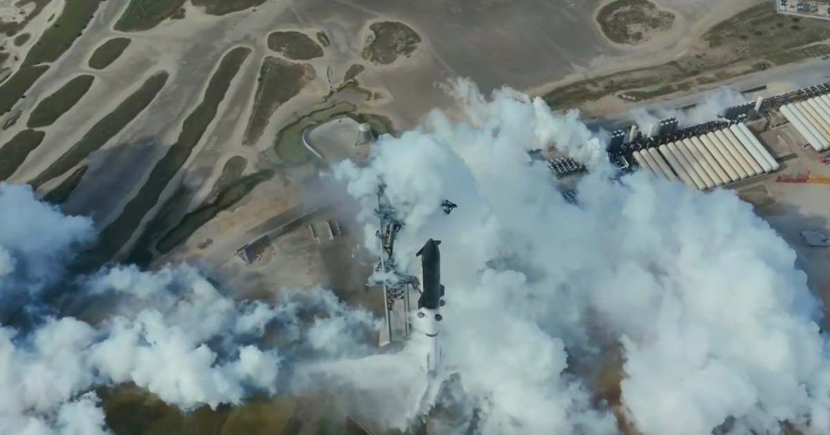 SpaceX Starship V3 for Flight 13 at the moment of its failed lift-off on July 16. A few engines failed to ignite, leading to a scrub. (Cover Image Source: SpaceX | X)