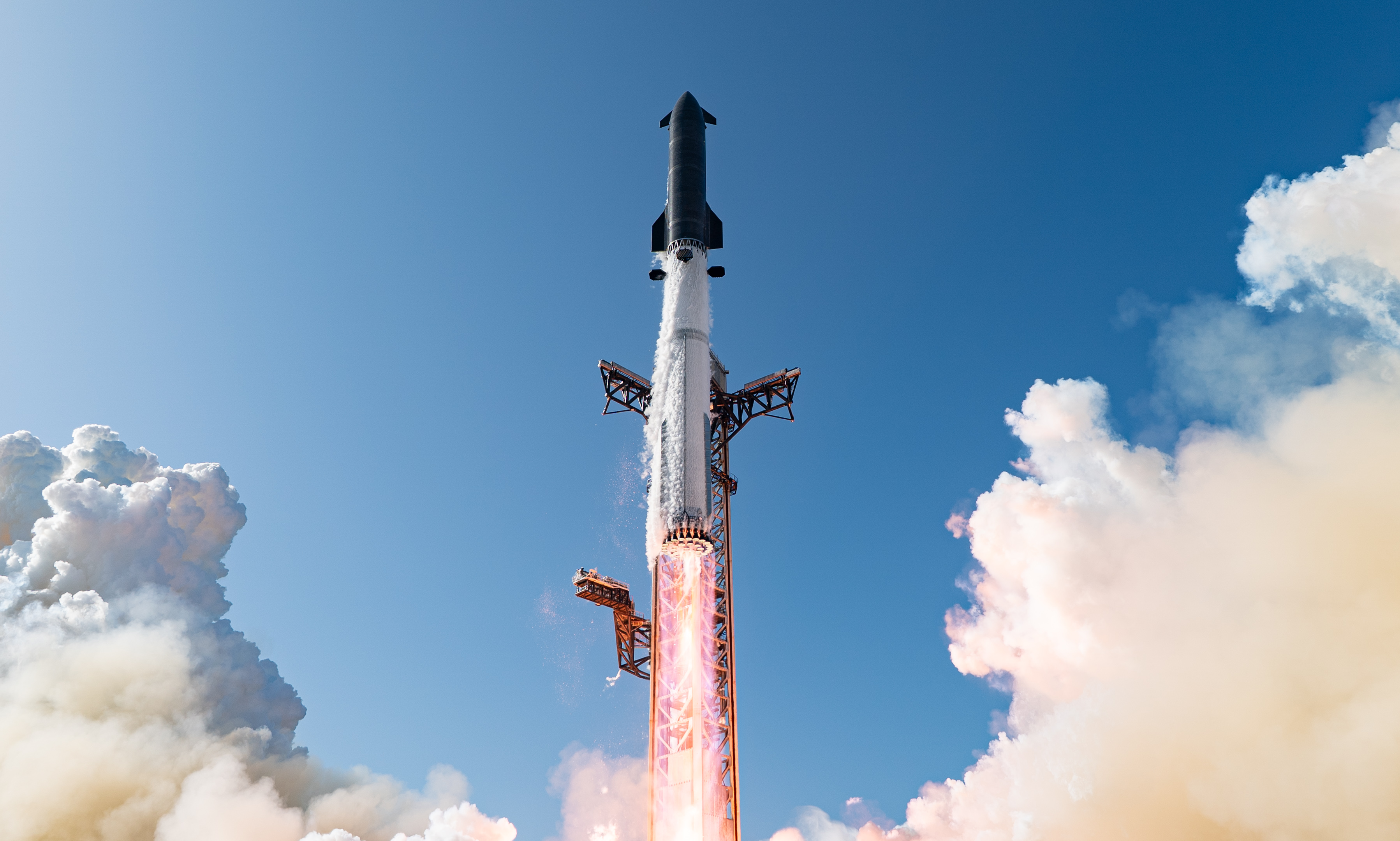 Starship V3 lifting off on 13th integrated test flight from Starbase, Texas, July 24, 2026.