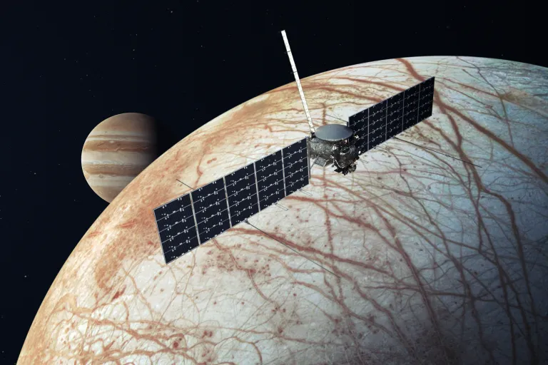 An artist's concept of NASA’s Europa Clipper spacecraft. NASA/JPL-Caltech