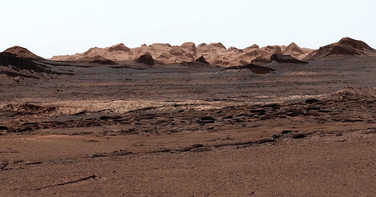 An image of the Valle Grande in Gale Crater on Mars by NASA's Curiosity rover.