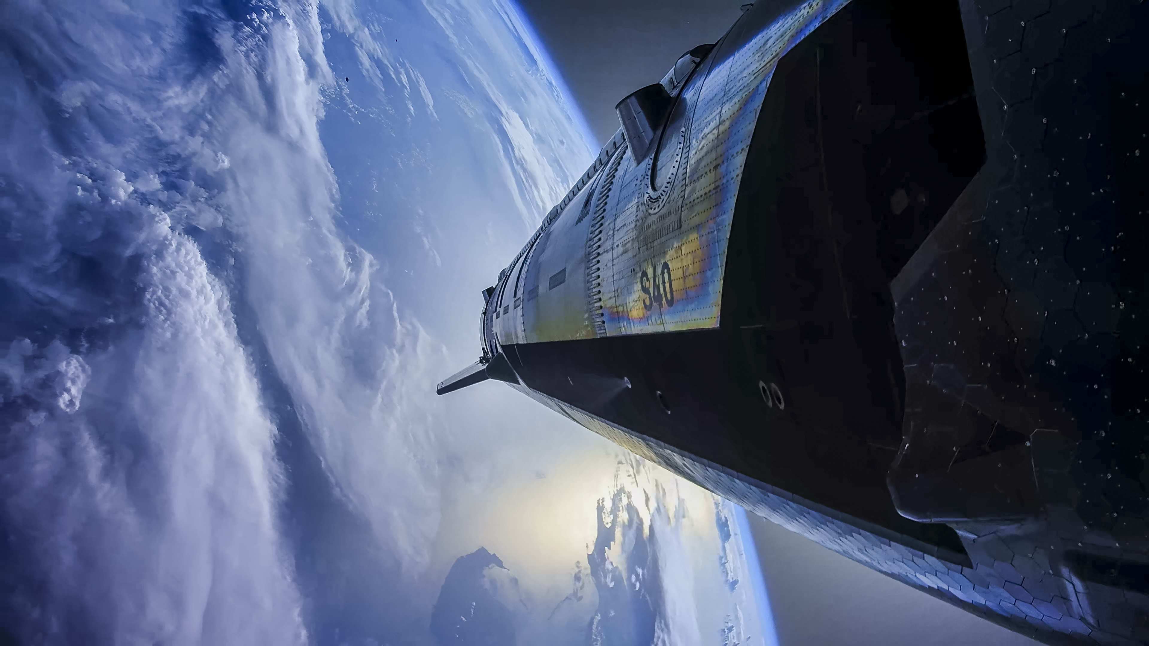 Onboard camera view of Starship's upper stage ascending to space on its 13th test flight, July 24, 2026.