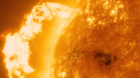 A coronal mass ejection from the Sun to reach Earth on August 7; auroras also a possibility