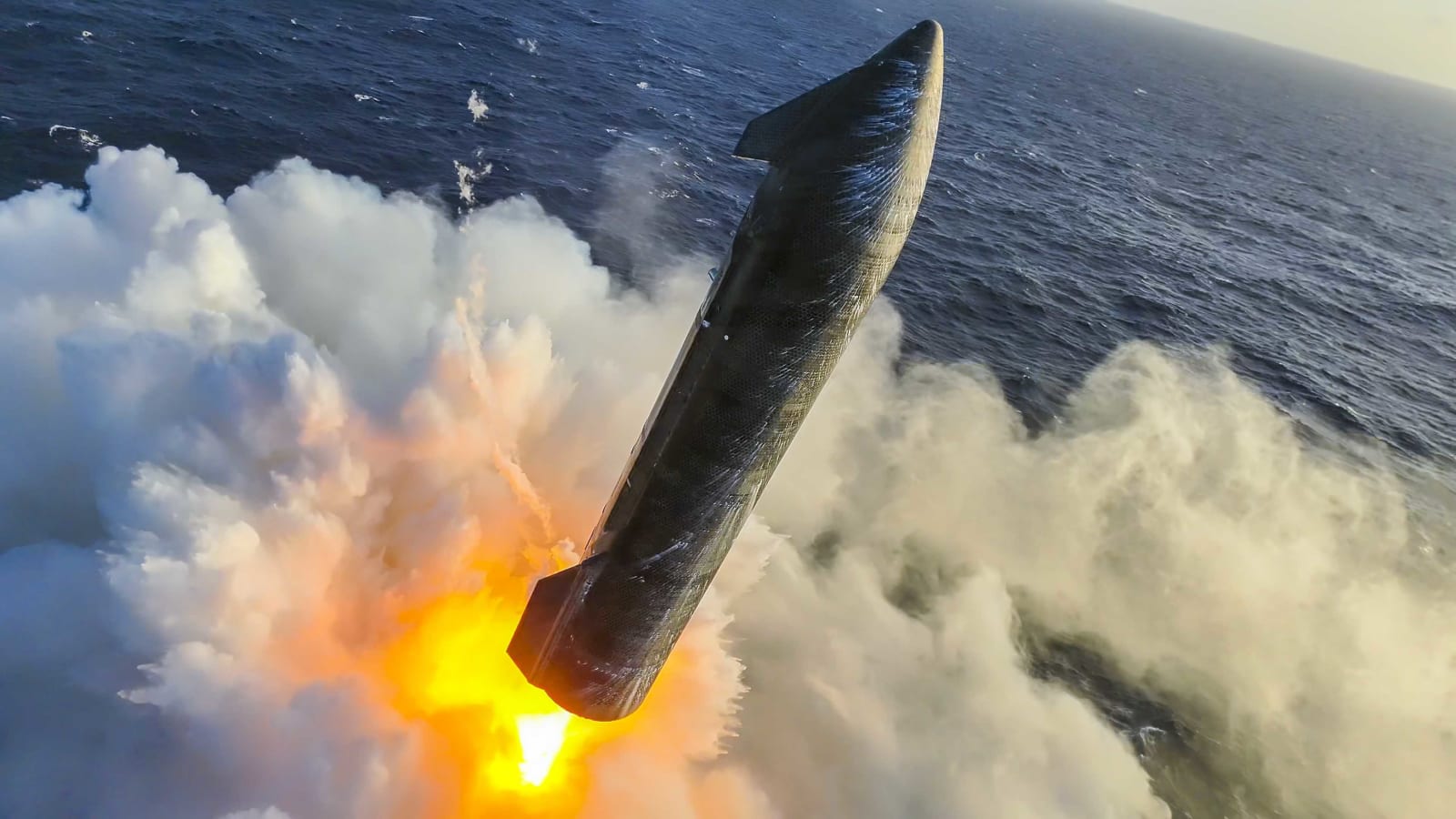 Ship 40 executing landing burn over the Indian Ocean during Starship Flight 13.