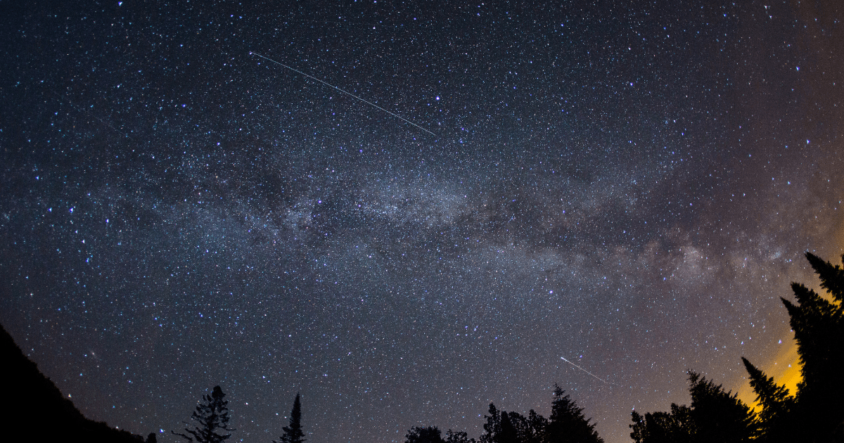 Image of Alpha Capricornids over the Milky Way. (Image Source: Capricornids/Getty Images)
