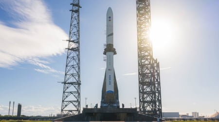 Blue Origin CEO confirms New Glenn progress as company tests new concept of operations
