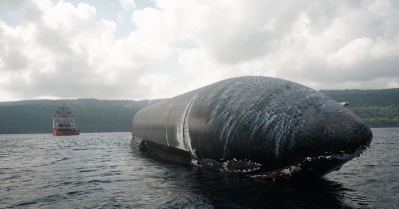 SpaceX finally hauls Starship's Ship 40 to Christmas Island after 24 days lost at sea