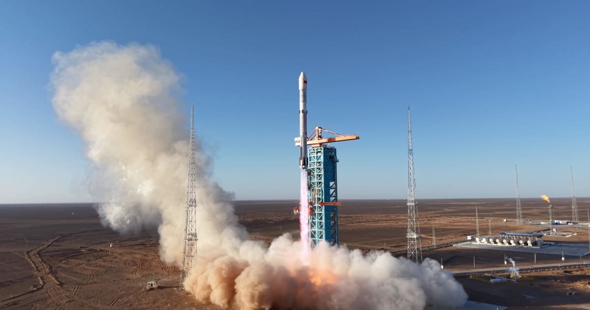 Image showing LandSpace's Zhuque-3 rocket during liftoff on August 18, 2026. The Zhuque-3 achieved its first controlled vertical ground landing from orbit shortly after liftoff. (Cover Image Source: X/@LandSpace_Tech)