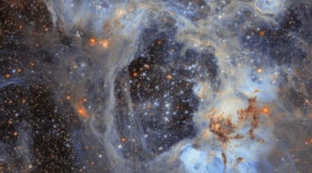 NASA's Hubble images 'superbubble' in Milky Way satellite galaxy—and it's helping study how stars are born