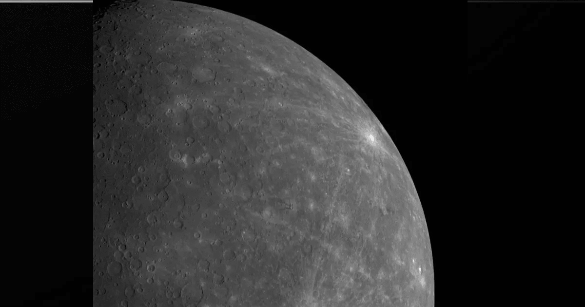 Mercury’s southern hemisphere, captured by NASA’s MESSENGER spacecraft.  (Image Source: NASA/Johns Hopkins University Applied Physics Laboratory/Carnegie Institution of Washington0
