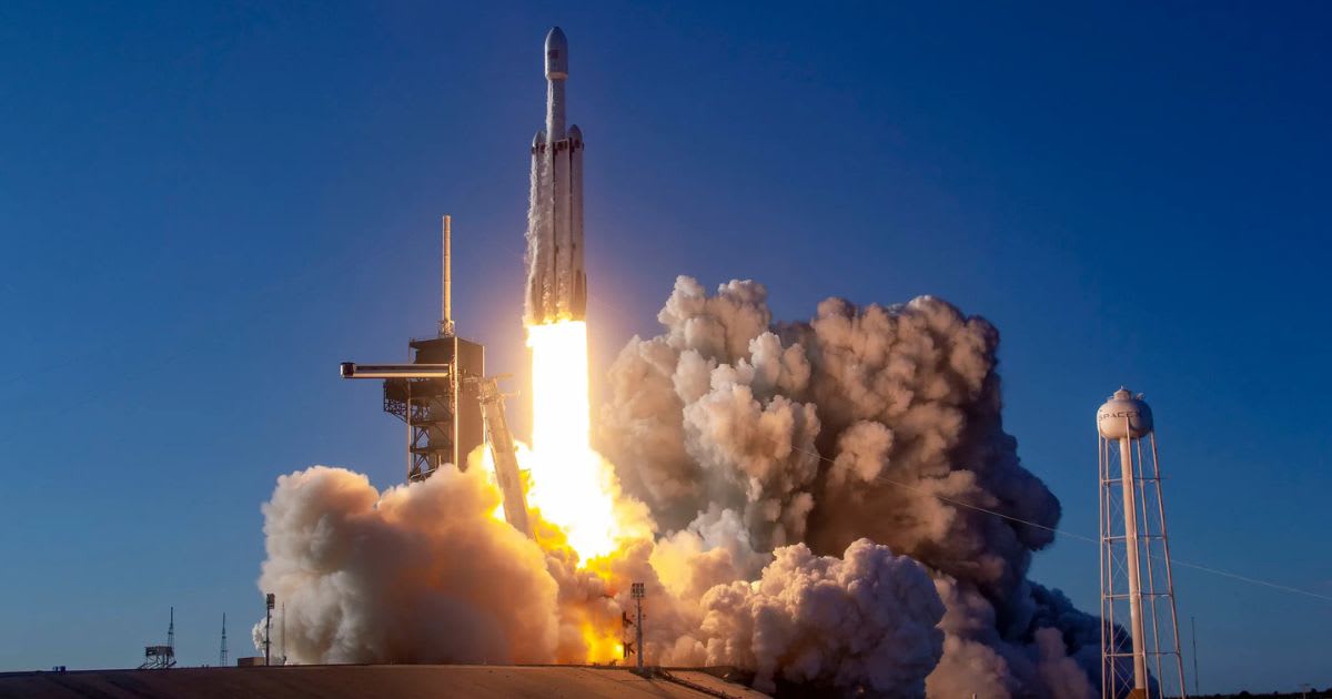 A SpaceX Falcon Heavy rocket lifts off from Launch Complex 39A at NASA’s Kennedy Space Center in Florida on April 11, 2016. (Representative Cover Image Source: SpaceX / NASA)