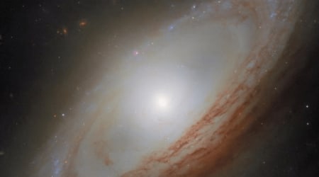 NASA's Hubble images another spiral galaxy—but this one is an oddball
