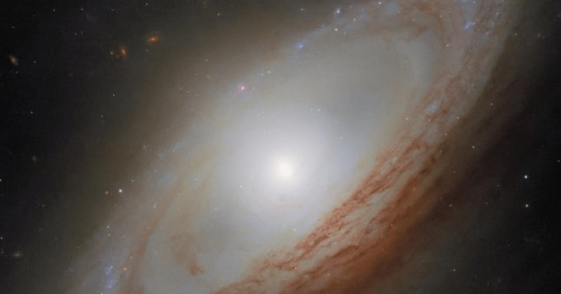NASA's Hubble images another spiral galaxy—but this one is an oddball