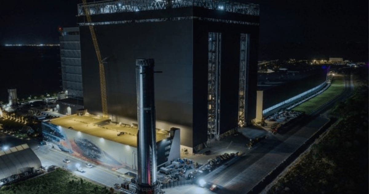 Booster 21 being moved to the pad at Starbase ahead of Starship's 14th integrated test flight. (Cover Image Source: X/SpaceX)