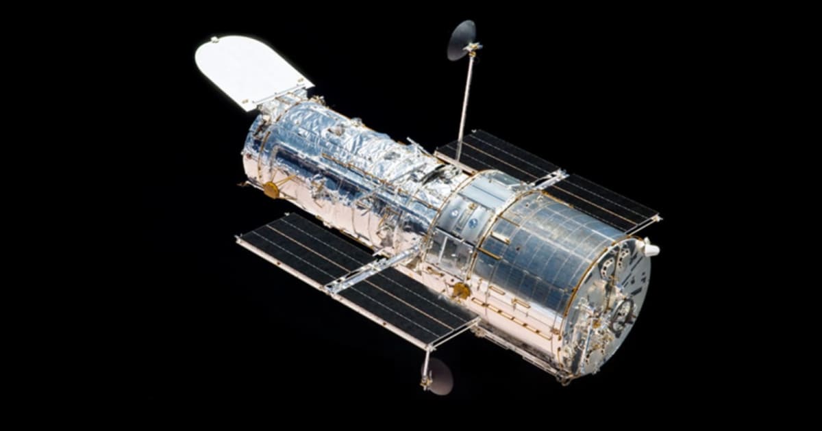 The Hubble space telescope photographed in low-Earth orbit. (Cover Image Source: NASA/ESA/STScI)
