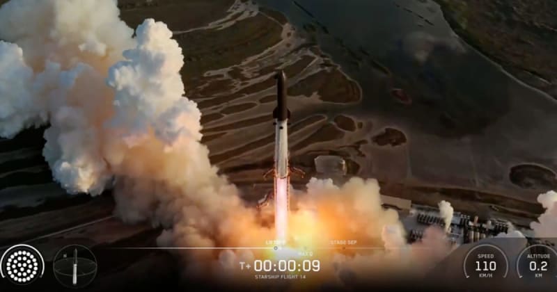 SpaceX launches mega rocket Starship on debut orbital flight with first batch of Starlink V3 satellites