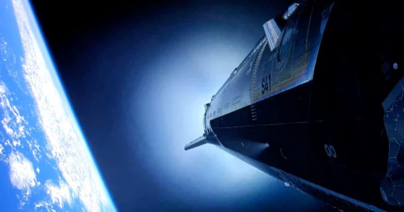 SpaceX's Starship achieves orbit for the first time despite engine failure, deploys all 26 Starlink V3 satellites