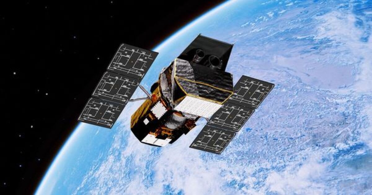 An artist’s concept of NASA’s Neil Gehrels Swift Observatory orbiting Earth. (Representative Cover Image Source: NASA’s Goddard Space Flight Center/Chris Smith (KBRwyle))